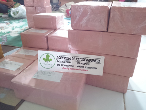 Paket kemasan polos obat darah tinggi