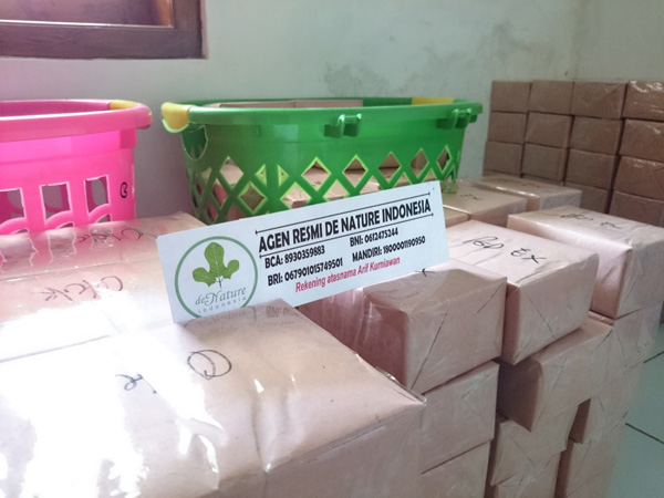 Paket kemasan polos obat darah tinggi